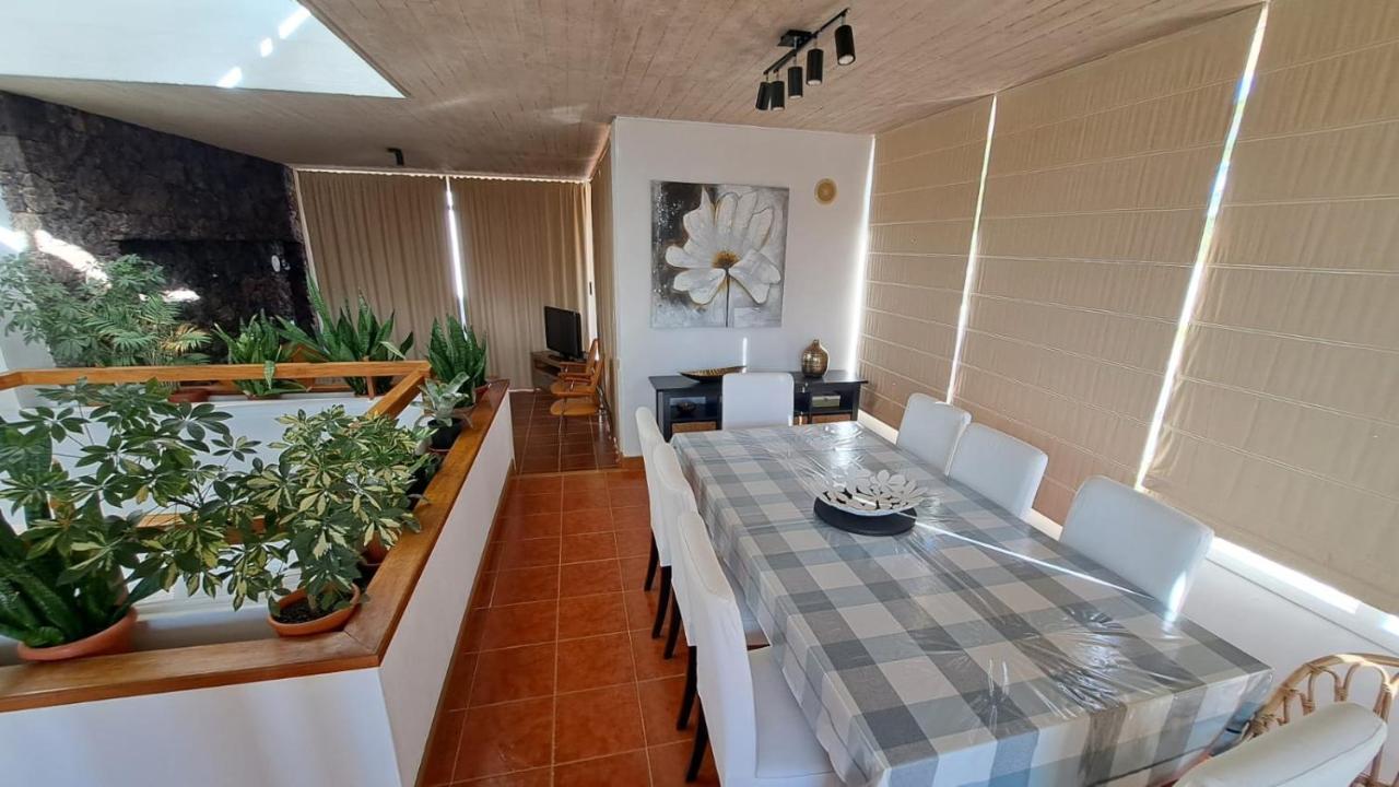 Casa Costa Volcan Teguise  Esterno foto